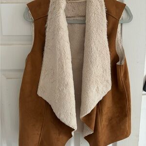 Women's Tan and Cream Sleeveless Jacket